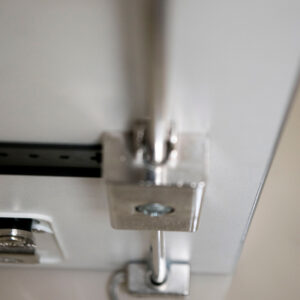 Cerradura puerta y cajón ancho - De varilla