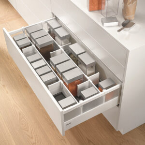 Divisor para cajón con guardacuerpo de Blum