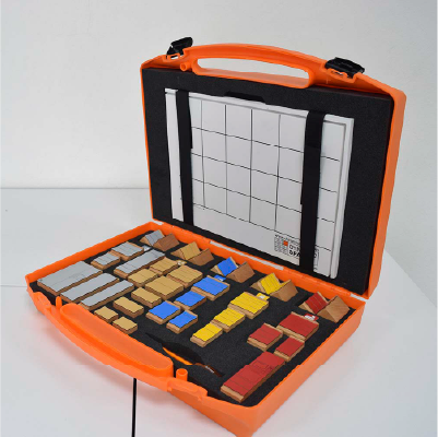 En la fabricación de muebles, la precisión técnica es el factor que diferencia un mueble común de uno profesional. Cada milímetro cuenta, y un montaje exacto es la base de una instalación duradera, estética y funcional.