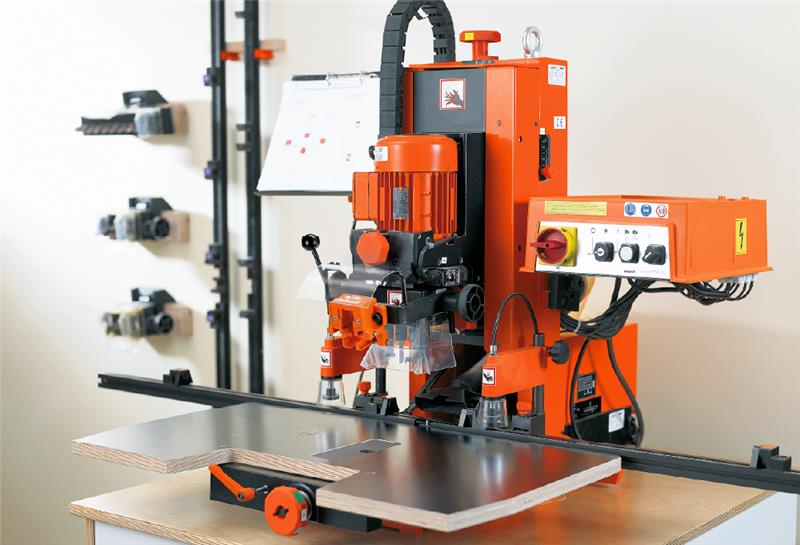 Herramientas de Montaje para Fabricantes Blum y CEAM